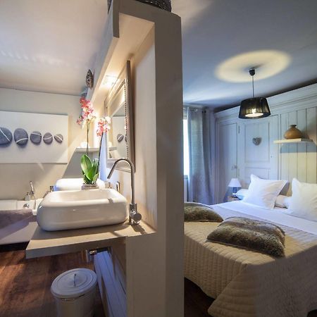 L'Auberge De L'Aubergine Eygalières Esterno foto