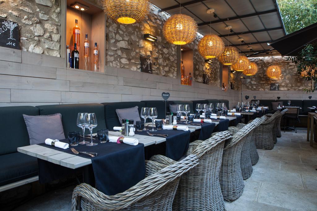 L'Auberge De L'Aubergine Eygalières Esterno foto