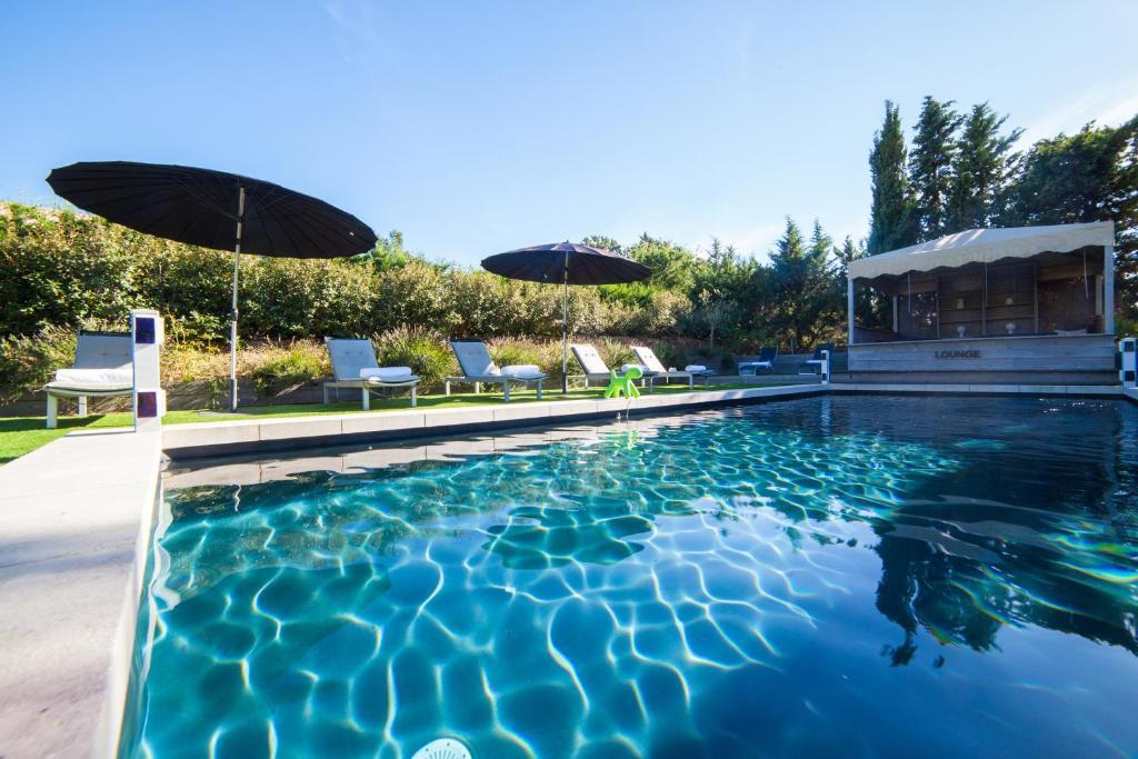 L'Auberge De L'Aubergine Eygalières Camera foto